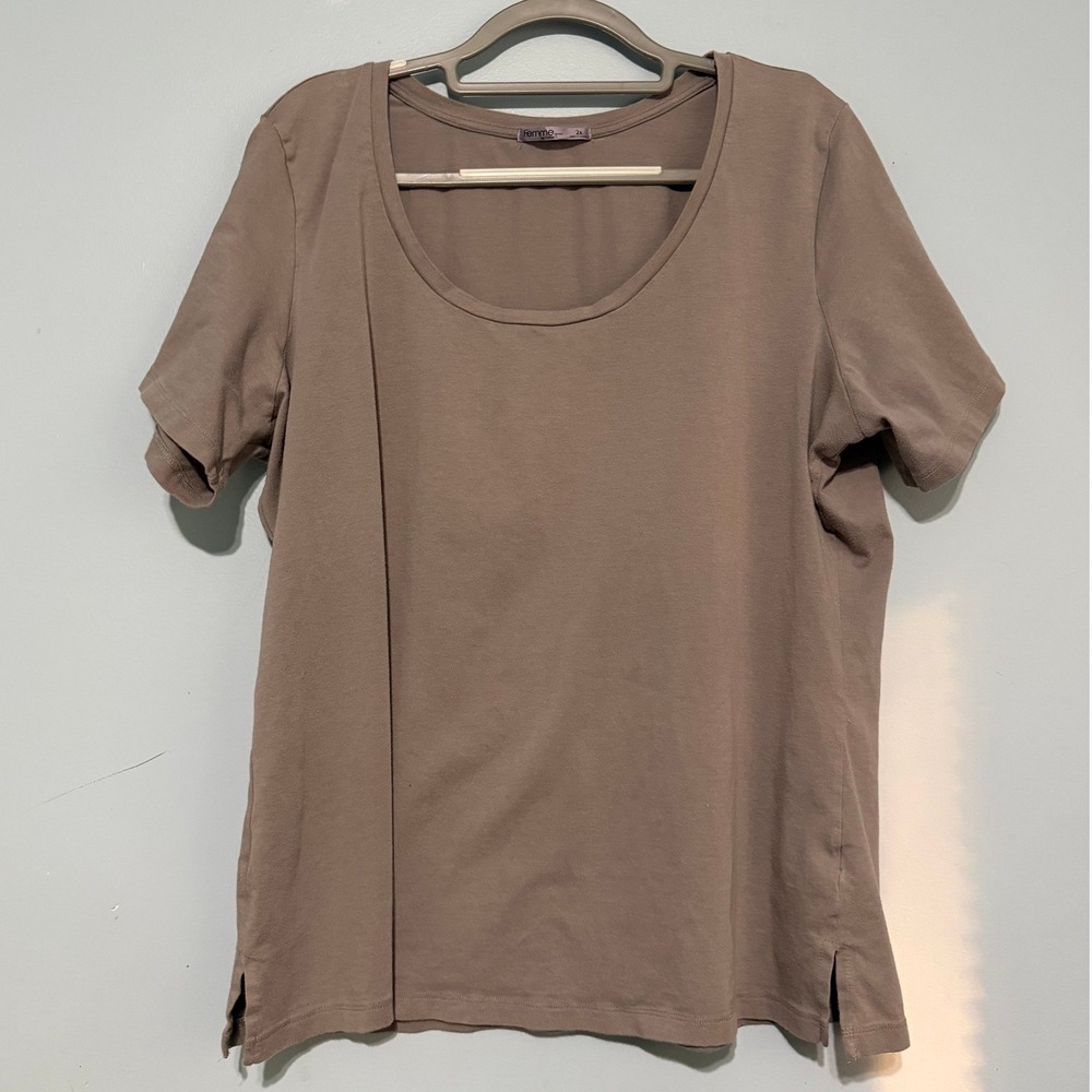 Femme by Tresics Women's 2X Taupe Brown Scoop Neck Short Sleeve T-Shirt